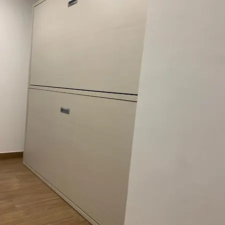 Comforthouse 拉迪斯波利